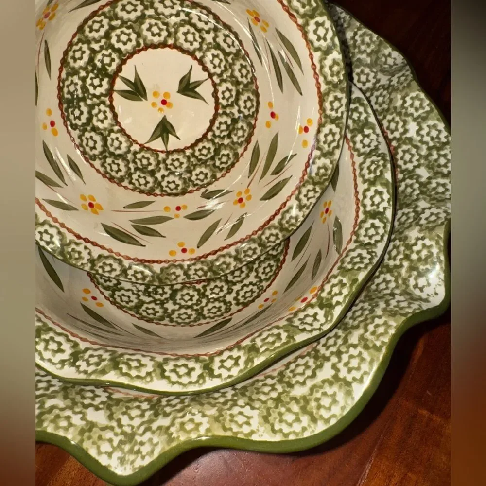 Temp-Tations Tara Old World set of 3 1-2 & 3.5 qt Floral Green Ceramic Bowls